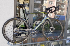 Feine_Simplon_Pride_UltegraDI2_CosmicCarb_Pro